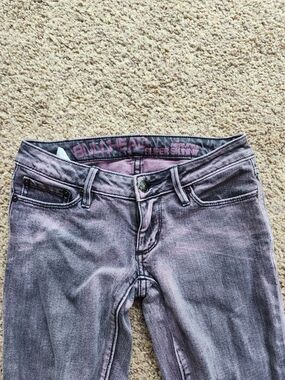 Bullhead Women’s Pink Washed Skinny Jeans